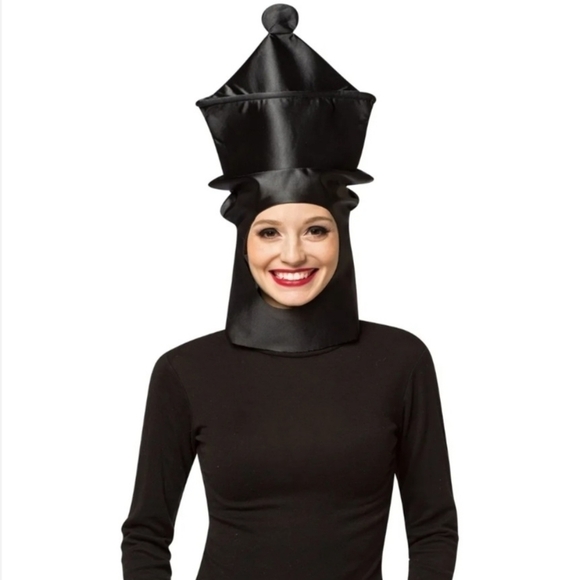 rasta imposta Accessories - NWT Queen Chess Piece Open Face Mask Halloween Costume Cosplay Hat Headpiece New